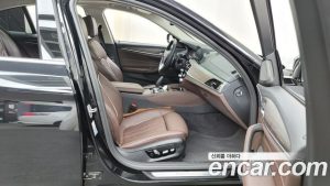 BMW 5-Series 530i Luxury Plus 2020 года из Южной Кореи