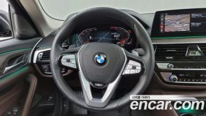 BMW 5-Series 530i Luxury Plus 2020 года из Южной Кореи