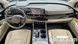 Kia Carnival HEV 7-Seater Signature 2024 года из Южной Кореи