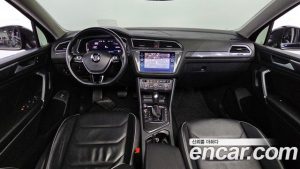 Volkswagen Tiguan 2.0 TDI Prestige 2020 года из Южной Кореи