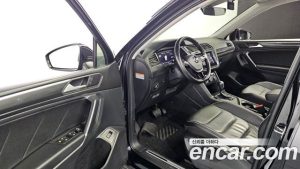 Volkswagen Tiguan 2.0 TDI Prestige 2020 года из Южной Кореи