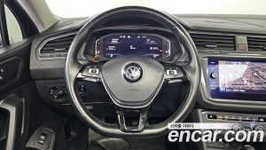 Volkswagen Tiguan 2.0 TDI Prestige 2020 года из Южной Кореи
