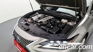 Lexus ES Executive 2021 года из Южной Кореи