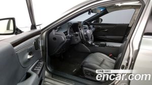 Lexus ES Executive 2021 года из Южной Кореи