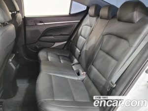 Hyundai AVANTE 1.6 2020 года из Южной Кореи