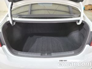 Hyundai AVANTE 1.6 2020 года из Южной Кореи