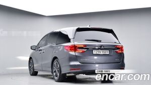 Honda Odyssey 3.5 2021 года из Южной Кореи