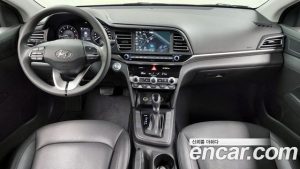 Hyundai AVANTE 1.6 2020 года из Южной Кореи