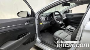 Hyundai AVANTE 1.6 2020 года из Южной Кореи