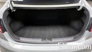 Hyundai AVANTE 1.6 2020 года из Южной Кореи
