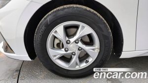 Hyundai AVANTE 1.6 2021 года из Южной Кореи