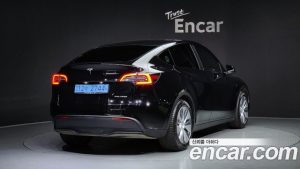 Tesla Model Y LONG RANGE 2021 года из Южной Кореи