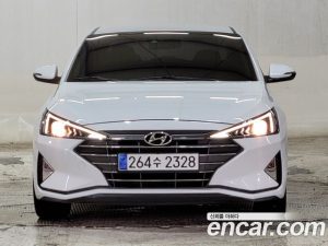 Hyundai AVANTE 1.6 2020 года из Южной Кореи