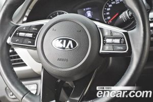 Kia Seltos Бензин 1.6 Turbo 2WD 2020 года из Южной Кореи