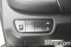 Kia Seltos Бензин 1.6 Turbo 2WD 2020 года из Южной Кореи