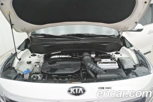 Kia Seltos Бензин 1.6 Turbo 2WD 2020 года из Южной Кореи