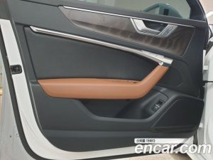 Audi A6 45 TFSI 4WD Premium 2023 года из Южной Кореи