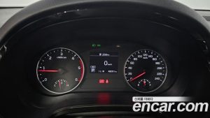Kia Seltos Дизель 1.6 2WD 2021 года из Южной Кореи