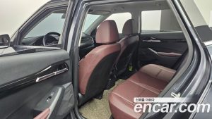 Kia Seltos Дизель 1.6 2WD 2021 года из Южной Кореи