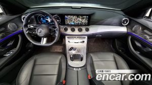 Mercedes-Benz E-Class E350 4MATIC AMG Line 2021 года из Южной Кореи
