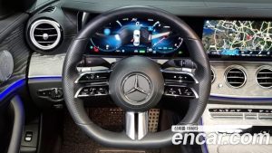 Mercedes-Benz E-Class E350 4MATIC AMG Line 2021 года из Южной Кореи