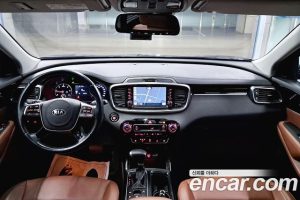Kia Sorento Дизель 2.0 2WD 2020 года из Южной Кореи