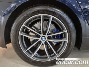 BMW 5-Series 520i M Sport 2021 года из Южной Кореи