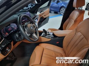 BMW 5-Series 520i M Sport 2021 года из Южной Кореи
