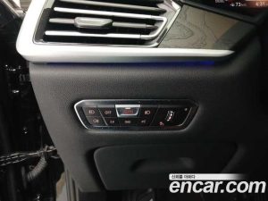 BMW X7 xDrive 40d Design Pure Excellence 6인승 2021 года из Южной Кореи