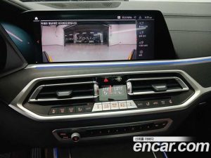 BMW X7 xDrive 40d Design Pure Excellence 6인승 2021 года из Южной Кореи