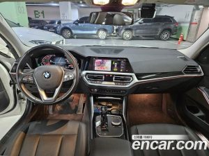 BMW 3-Series 320d 2019 года из Южной Кореи