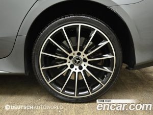 Mercedes-Benz CLS-Class CLS450 4MATIC AMG Line 2019 года из Южной Кореи