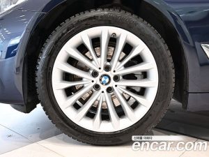 BMW 5-Series 520d Luxury Plus 2020 года из Южной Кореи