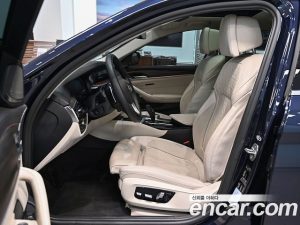 BMW 5-Series 520d Luxury Plus 2020 года из Южной Кореи