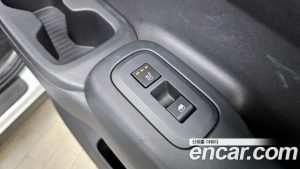 Hyundai Santafe Бензин 2.5T 2WD 2024 года из Южной Кореи