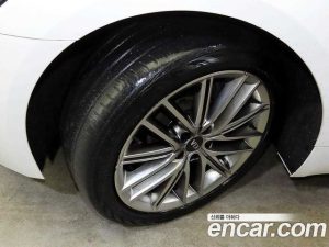 Kia K9 3.8 GDI AWD 2021 года из Южной Кореи