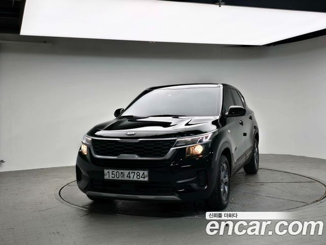 Kia Seltos Дизель 1.6 2WD 2020 года из Кореи
