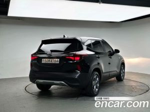 Kia Seltos Дизель 1.6 2WD 2020 года из Южной Кореи