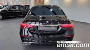Mercedes-Benz S-Class S500L 4MATIC 2023 года из Южной Кореи