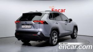 Toyota RAV4 2.5 2WD HYBRID 2021 года из Южной Кореи