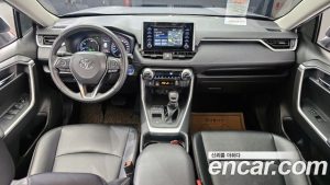 Toyota RAV4 2.5 2WD HYBRID 2021 года из Южной Кореи