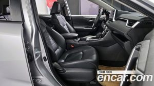 Toyota RAV4 2.5 2WD HYBRID 2021 года из Южной Кореи