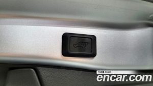 Toyota RAV4 2.5 2WD HYBRID 2021 года из Южной Кореи