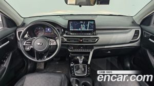 Kia Seltos Дизель 1.6 2WD 2021 года из Южной Кореи
