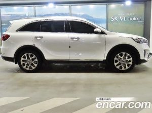 Kia Sorento Дизель 2.0 2WD 2020 года из Южной Кореи