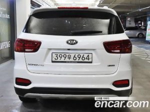 Kia Sorento Дизель 2.0 2WD 2020 года из Южной Кореи