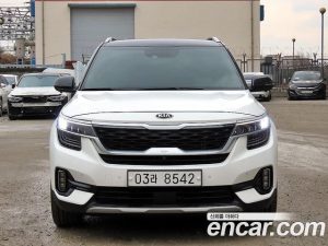 Kia Seltos Бензин 1.6 Turbo 4WD 2020 года из Южной Кореи