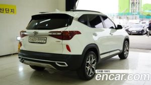 Kia Seltos Бензин 1.6 Turbo 2WD 2020 года из Южной Кореи