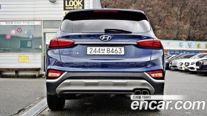 Hyundai Santafe Дизель 2.0 2WD 2020 года из Южной Кореи