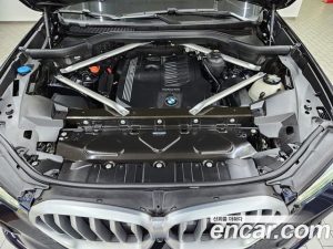 BMW X6 xDrive40i M Sport 2021 года из Южной Кореи